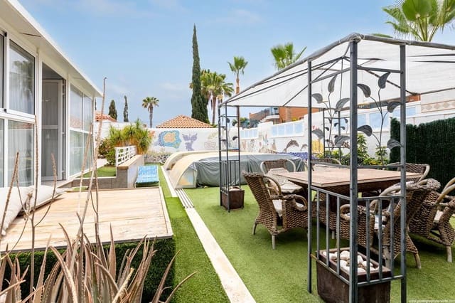 Chalet de 3 habitaciones en Callao Salvaje, Adeje en venta - 700.000 € (Ref: 8607445)