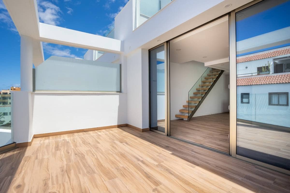 2 soveværelse Lejlighed til salg i Puerto Santiago - € 455.000 (Ref: 8607453)