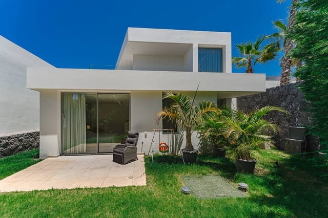 Chalet de 3 habitaciones en Guía de Isora en venta - 1.699.000 € (Ref: 8607477)