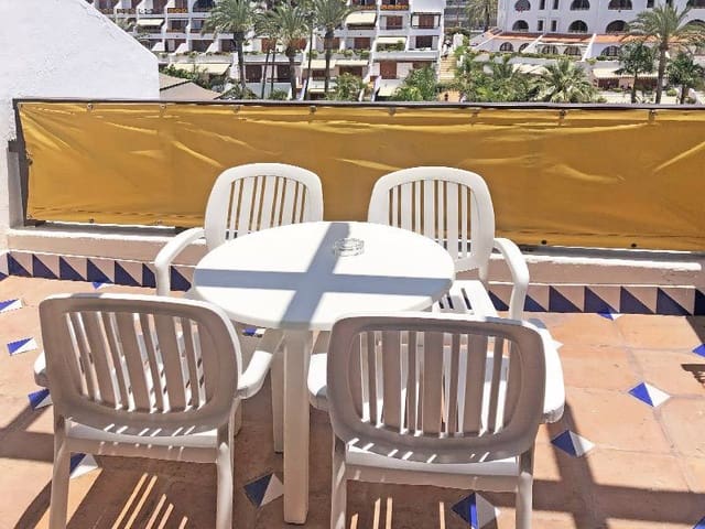 2 soveværelse Lejlighed til salg i Playa de las Americas, Arona - € 725.000 (Ref: 8607483)