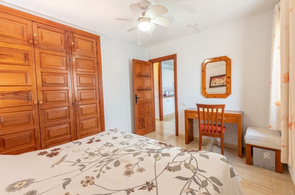 2 sovrum Lägenhet till salu i Los Cristianos - 499 000 € (Ref: 8607490)