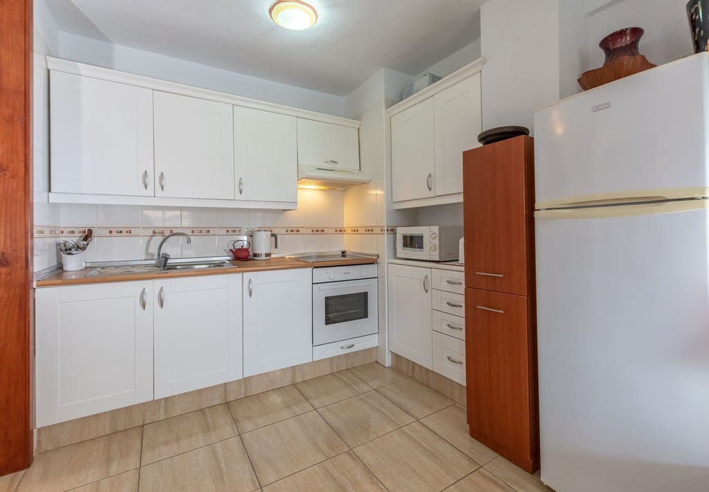 2 sovrum Lägenhet till salu i Los Cristianos - 499 000 € (Ref: 8607490)