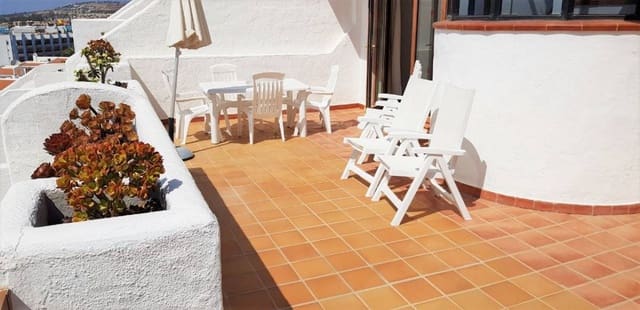 3 soveværelse Penthouse til salg i Los Cristianos, Arona - € 399.000 (Ref: 8607515)