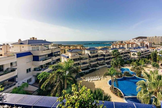 4 soveværelse Penthouse til salg i Los Cristianos, Arona - € 900.000 (Ref: 8607516)