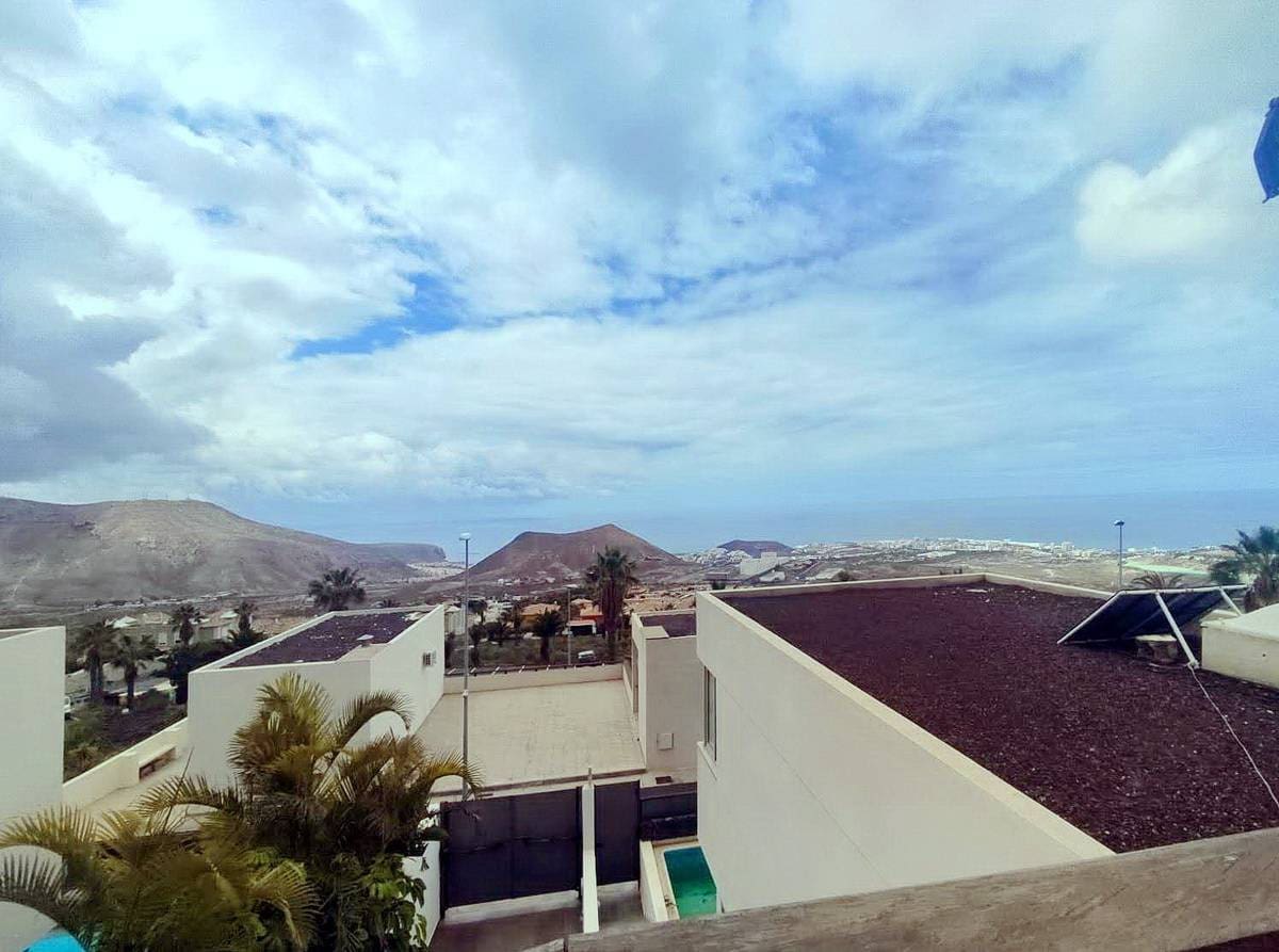 4 soveværelse Villa til salg i Chayofa - € 999.500 (Ref: 8607521)