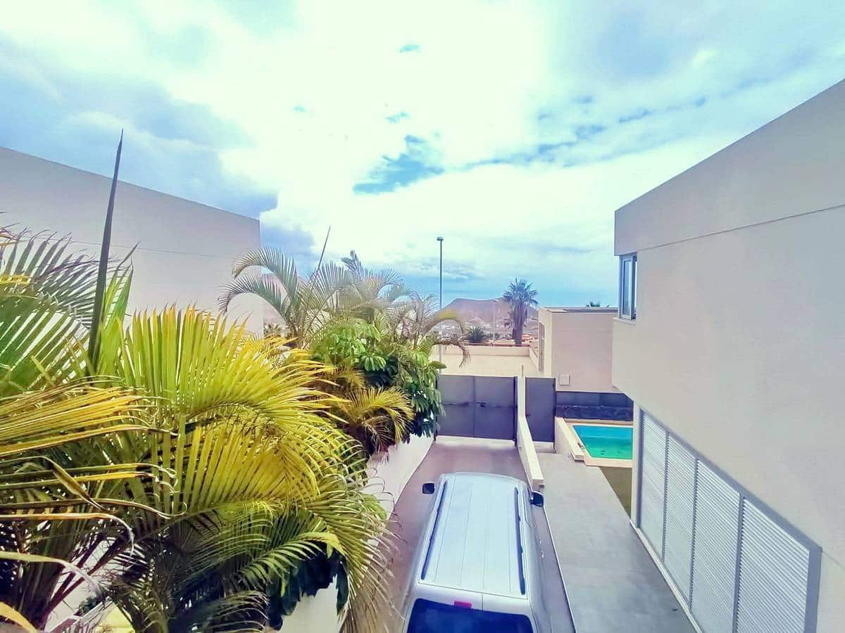 4 soveværelse Villa til salg i Chayofa - € 999.500 (Ref: 8607521)