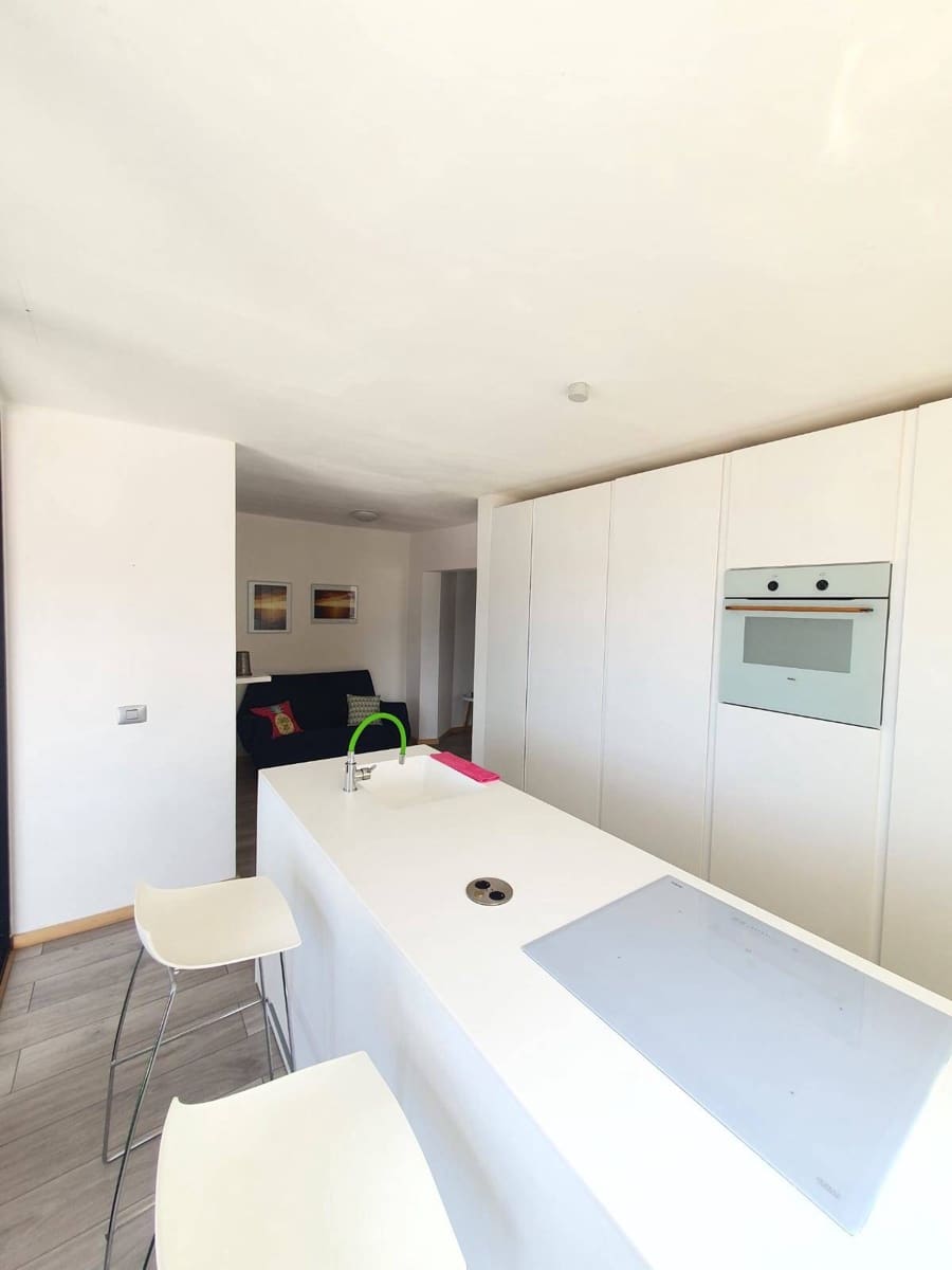 Apartamento de 2 habitaciones en Los Cristianos en venta - 320.000 € (Ref: 8607523)