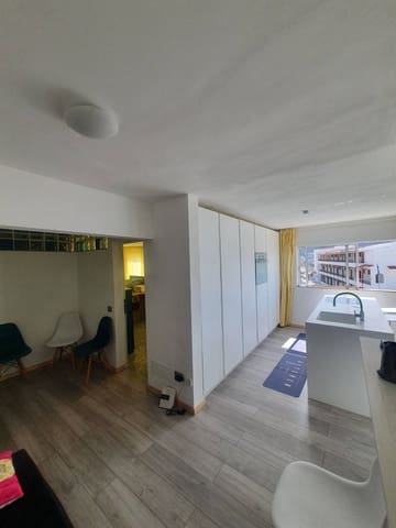 Apartamento de 2 habitaciones en Los Cristianos, Arona en venta - 320.000 € (Ref: 8607523)
