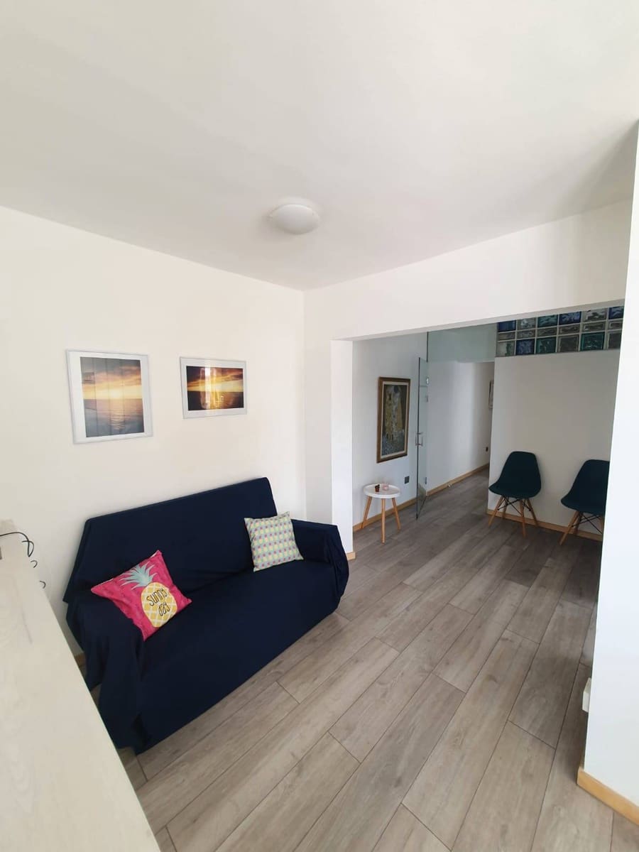 Apartamento de 2 habitaciones en Los Cristianos en venta - 320.000 € (Ref: 8607523)
