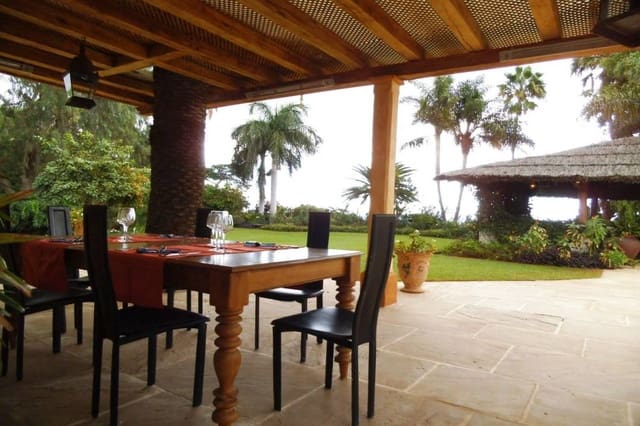 6 sovrum Villa till salu i Arona - 2 725 000 € (Ref: 8607532)