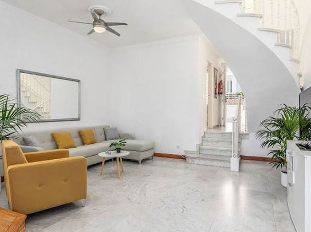 3 soveværelse Villa til salg i Fañabe, Adeje - € 1.195.000 (Ref: 8607536)