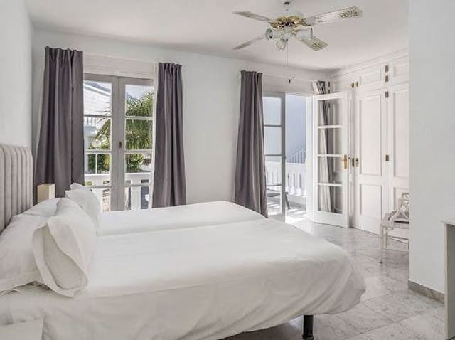 3 soveværelse Villa til salg i Fañabe, Adeje - € 1.195.000 (Ref: 8607536)