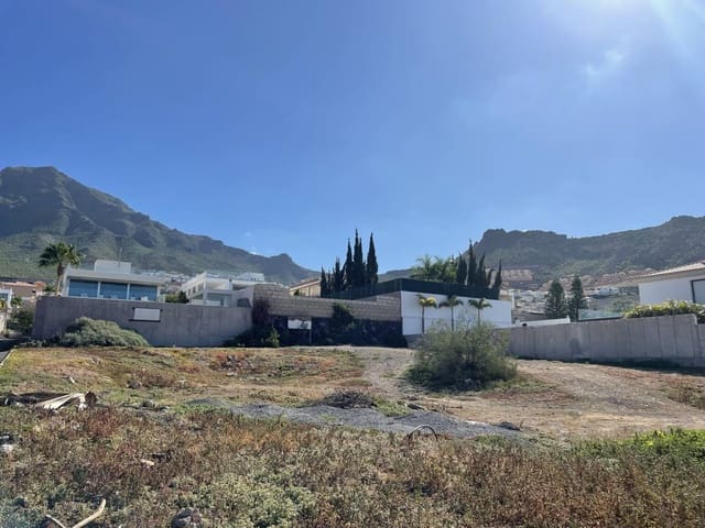 Undeveloped Land for sale in Playa de Fañabé Alto, Adeje - € 1,200,000 (Ref: 8607537)