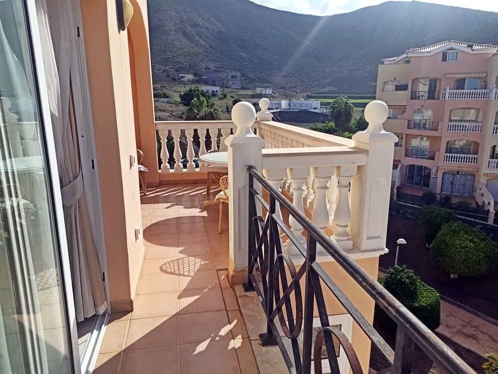 Apartamento de 3 habitaciones en Los Cristianos en venta - 750.000 € (Ref: 8607547)