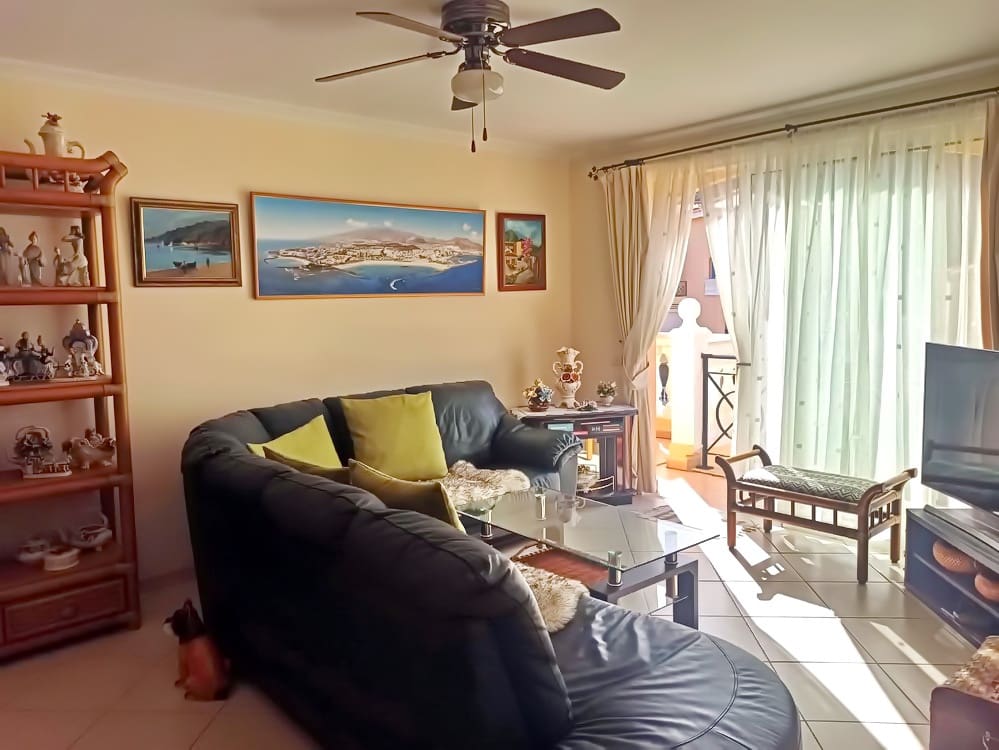Apartamento de 3 habitaciones en Los Cristianos en venta - 750.000 € (Ref: 8607547)