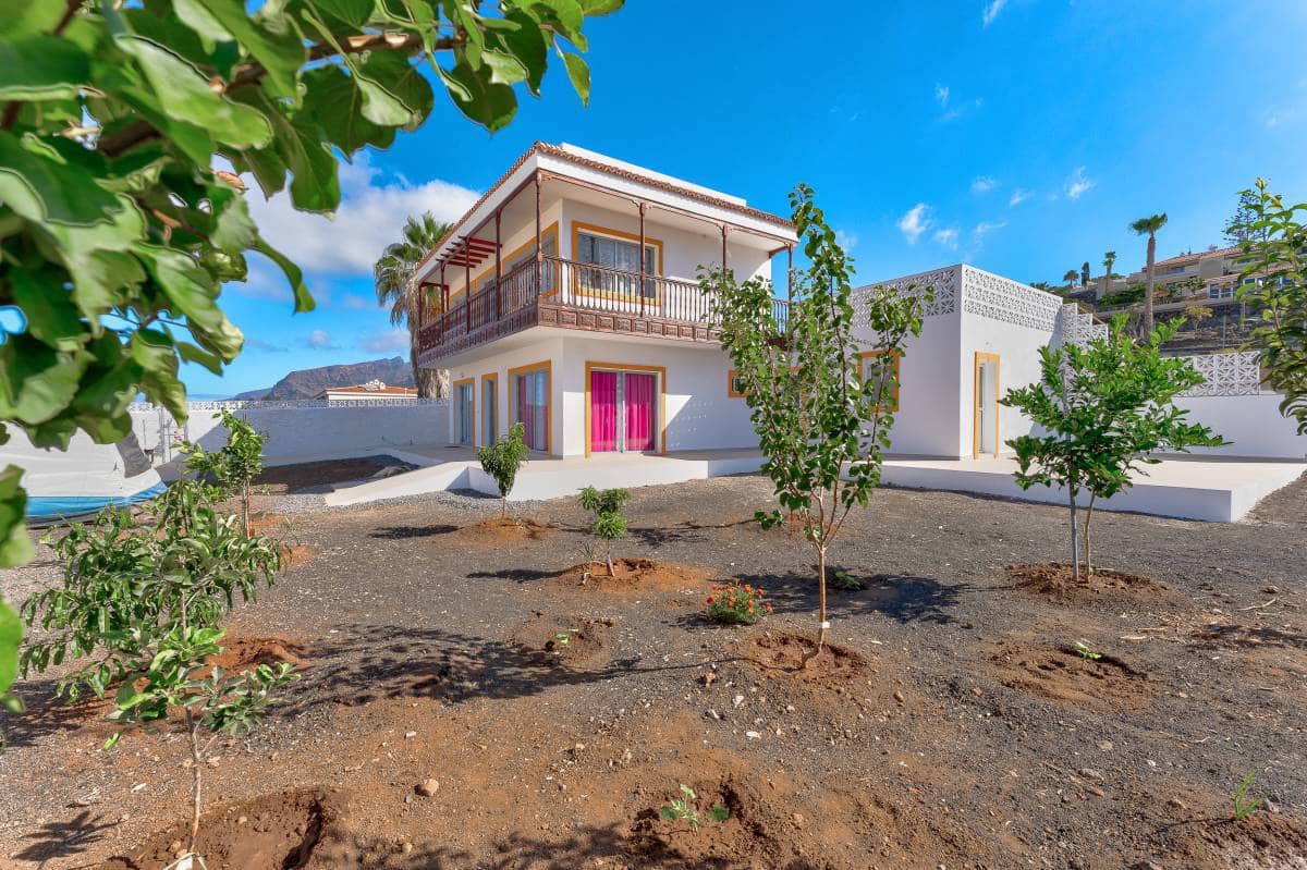 Lejlighed til salg i Puerto Santiago - € 950.000 (Ref: 8607549)