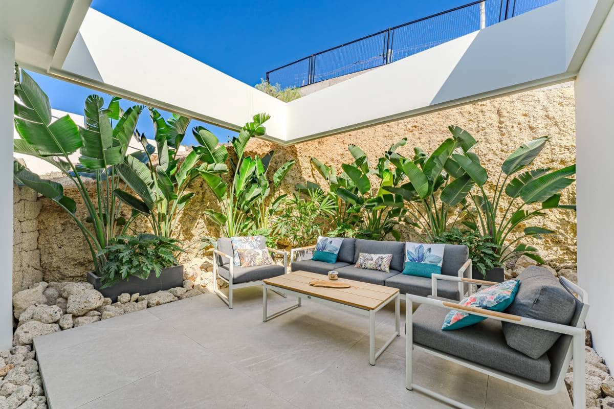 3 bedroom Villa for sale in Adeje - € 4,300,000 (Ref: 8607556)