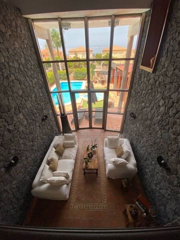 4 soveværelse Villa til salg i El Madroñal, Adeje - € 2.310.000 (Ref: 8607565)