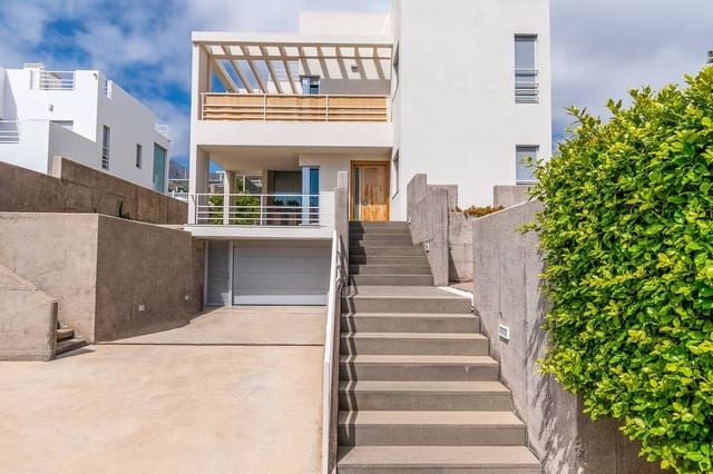 4 soveværelse Villa til salg i Playa de Fañabé Alto, Adeje - € 1.390.000 (Ref: 8607571)