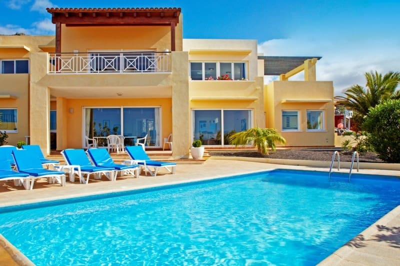 5 slaapkamer Villa te koop in Torviscas - € 1.290.000 (Ref: 8607572)