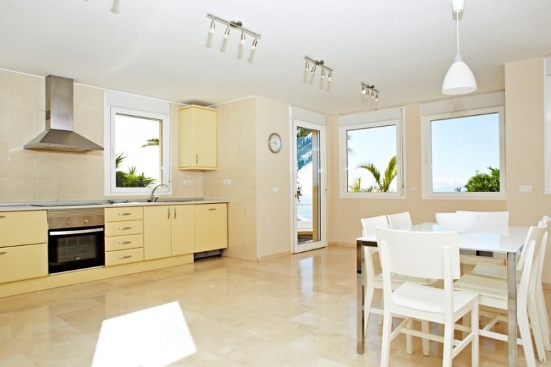 5 slaapkamer Villa te koop in Torviscas - € 1.290.000 (Ref: 8607572)