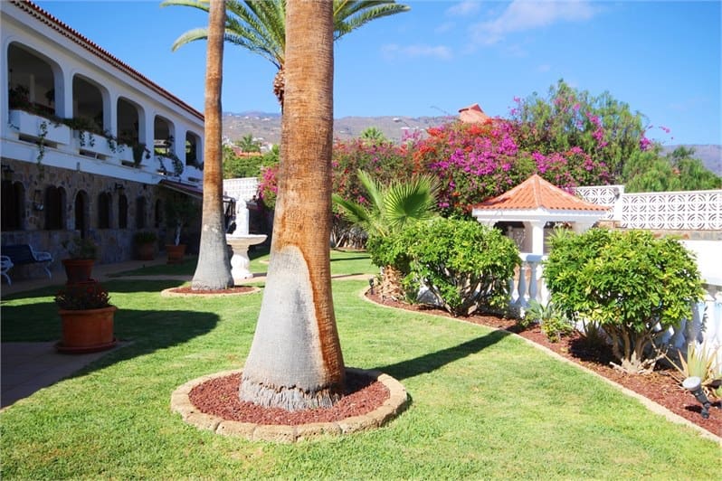 8 soverom Villa til salgs i Callao Salvaje - € 2 300 000 (Ref: 8607576)