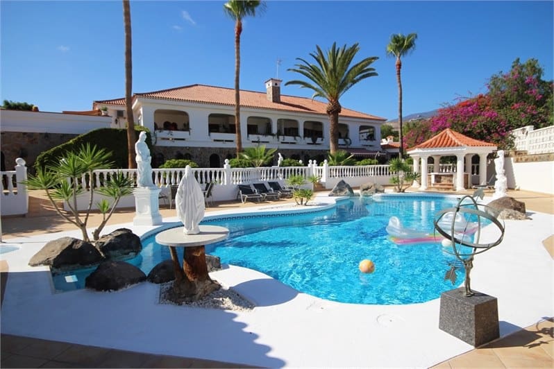 8 soverom Villa til salgs i Callao Salvaje - € 2 300 000 (Ref: 8607576)