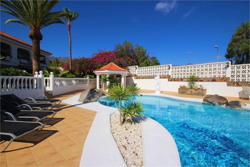 8 soverom Villa til salgs i Callao Salvaje - € 2 300 000 (Ref: 8607576)