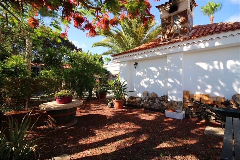 8 soverom Villa til salgs i Callao Salvaje - € 2 300 000 (Ref: 8607576)
