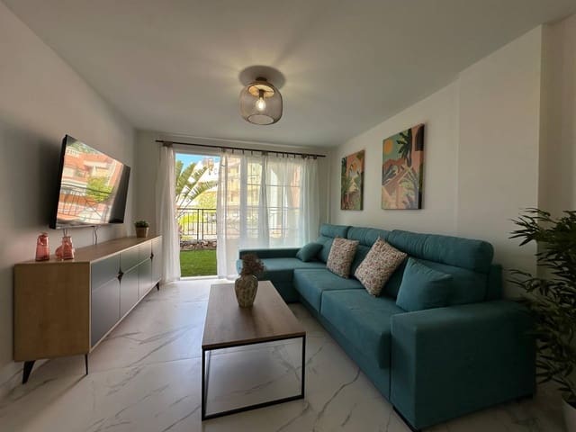 Apartamento de 2 habitaciones en Los Cristianos, Arona en venta - 300.000 € (Ref: 8620866)