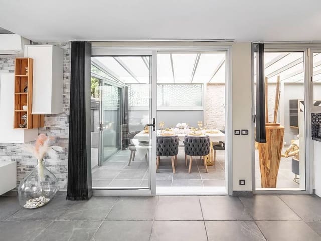 3 soveværelse Villa til salg i Chayofa, Arona - € 890.000 (Ref: 8626064)