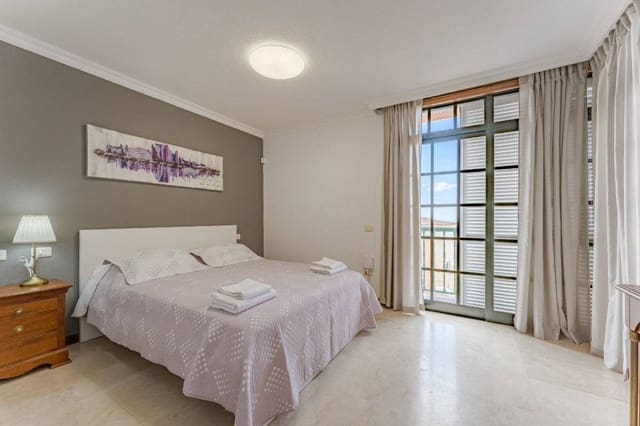 3 soveværelse Villa til salg i Chayofa, Arona - € 749.000 (Ref: 8653184)