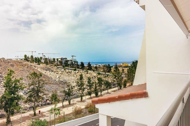 2 makuuhuone Huoneisto myytävänä paikassa La Caleta Adeje, Adeje - 740 000 € (Ref: 8657665)