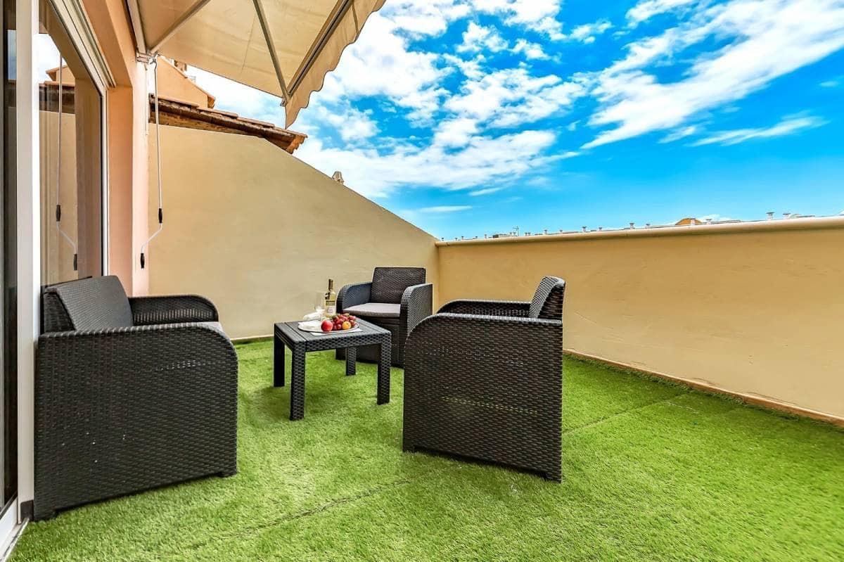 3 bedroom Townhouse for sale in Playa del Duque - € 450,000 (Ref: 8692351)