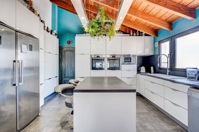 7 soveværelse Finca/Landehus til salg i Charco del Pino, Granadilla de Abona - € 630.000 (Ref: 8788690)