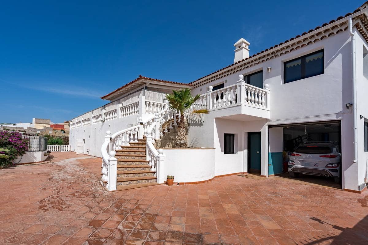 7 quarto Quinta/Casa Rural para venda em Charco del Pino - 630 000 € (Ref: 8788690)