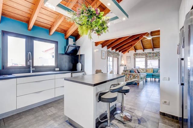 7 soveværelse Finca/Landehus til salg i Charco del Pino, Granadilla de Abona - € 630.000 (Ref: 8788690)