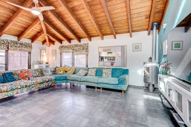 7 soveværelse Finca/Landehus til salg i Charco del Pino, Granadilla de Abona - € 630.000 (Ref: 8788690)