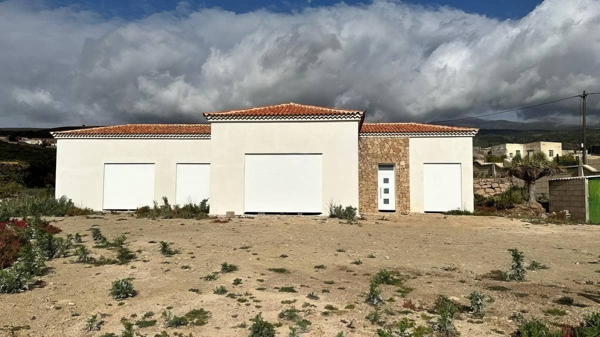 2 soveværelse Finca/Landehus til salg i Granadilla de Abona - € 690.000 (Ref: 8788799)