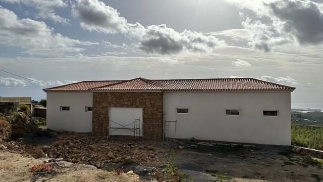 2 soveværelse Finca/Landehus til salg i Granadilla de Abona - € 690.000 (Ref: 8788799)