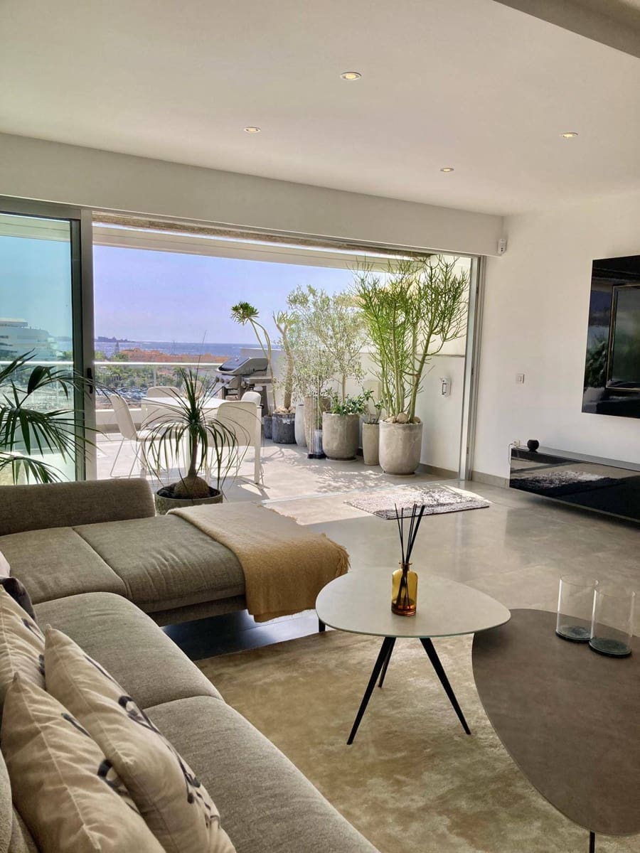 2 soveværelse Penthouse til salg i La Caleta Adeje - € 1.395.000 (Ref: 8800141)