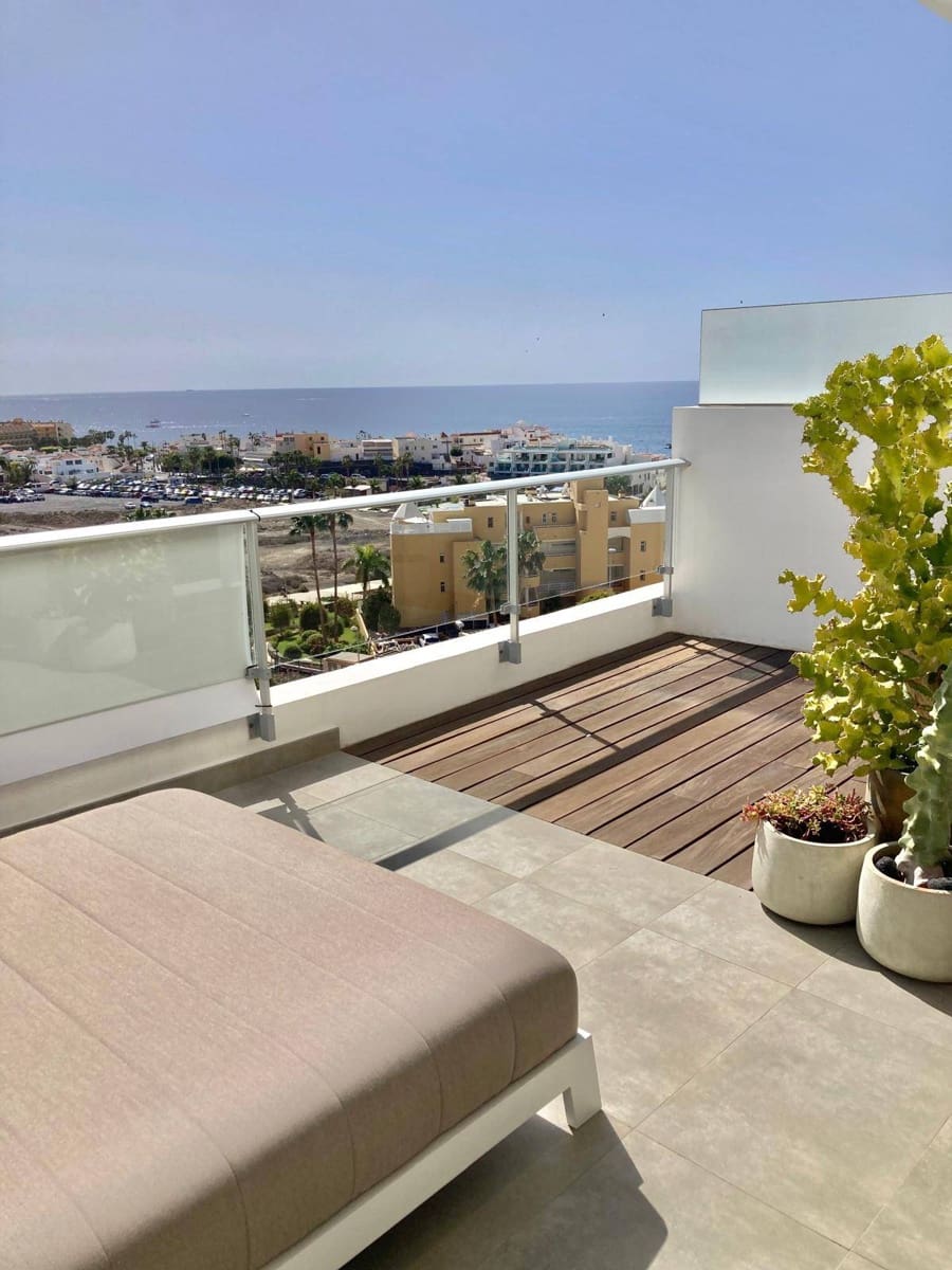 2 soveværelse Penthouse til salg i La Caleta Adeje - € 1.395.000 (Ref: 8800141)