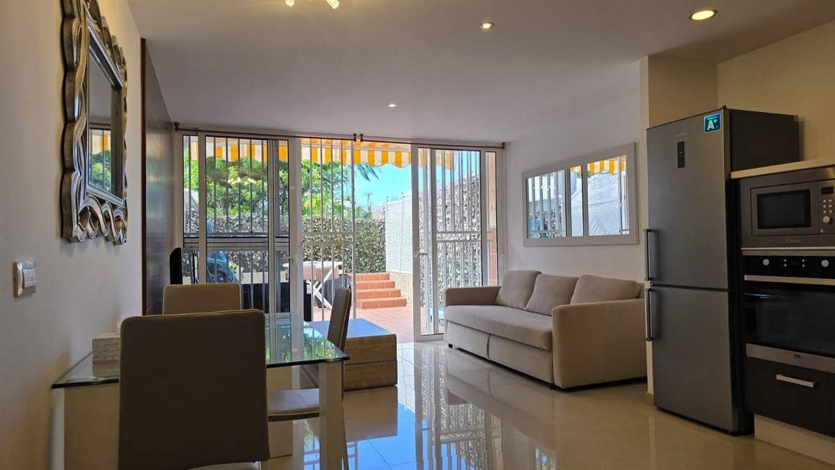 2 soveværelse Lejlighed til salg i Callao Salvaje - € 288.000 (Ref: 8807311)