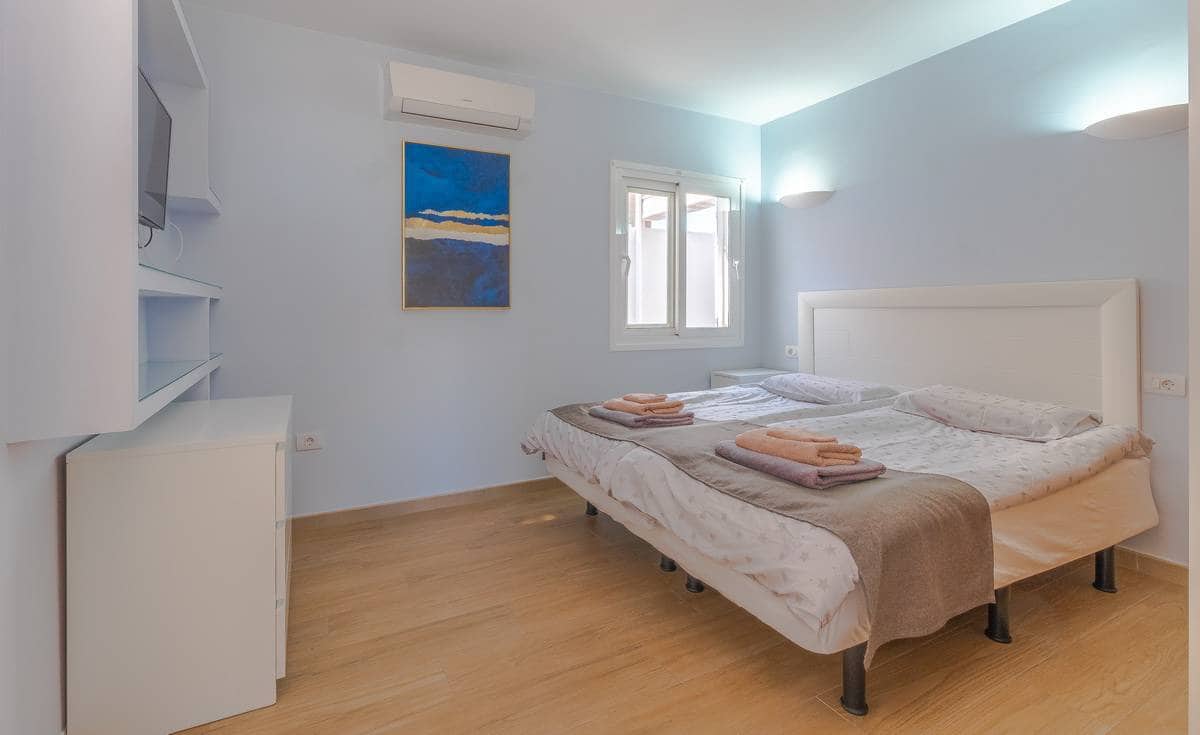 Chalet de 3 habitaciones en Callao Salvaje en venta - 690.000 € (Ref: 8807312)