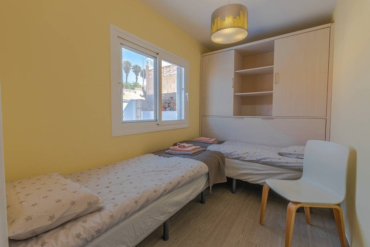 Chalet de 3 habitaciones en Callao Salvaje en venta - 690.000 € (Ref: 8807312)