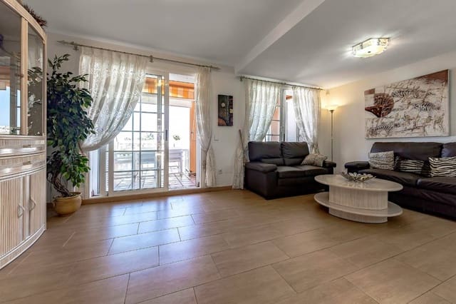 3 soveværelse Byhus til salg i Playa del Duque, Adeje - € 920.000 (Ref: 8810977)