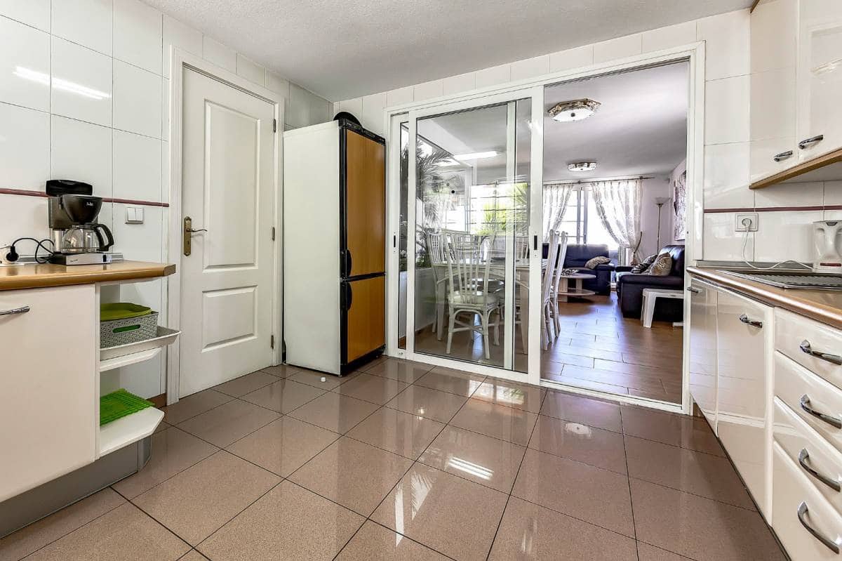 3 quarto Casa em Banda para venda em Playa del Duque - 920 000 € (Ref: 8810977)