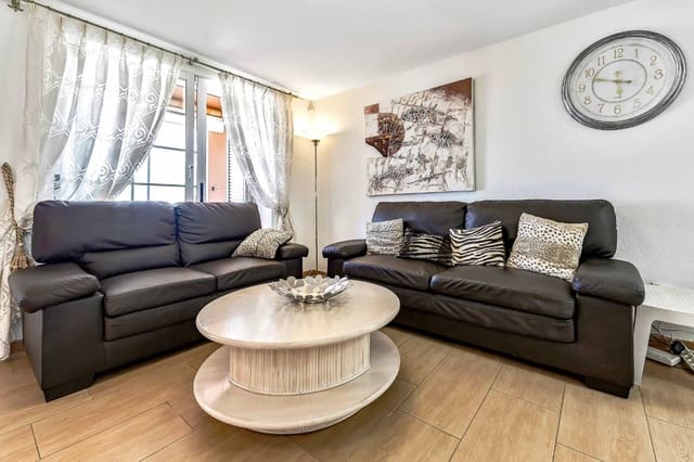 3 soveværelse Byhus til salg i Playa del Duque, Adeje - € 920.000 (Ref: 8810977)