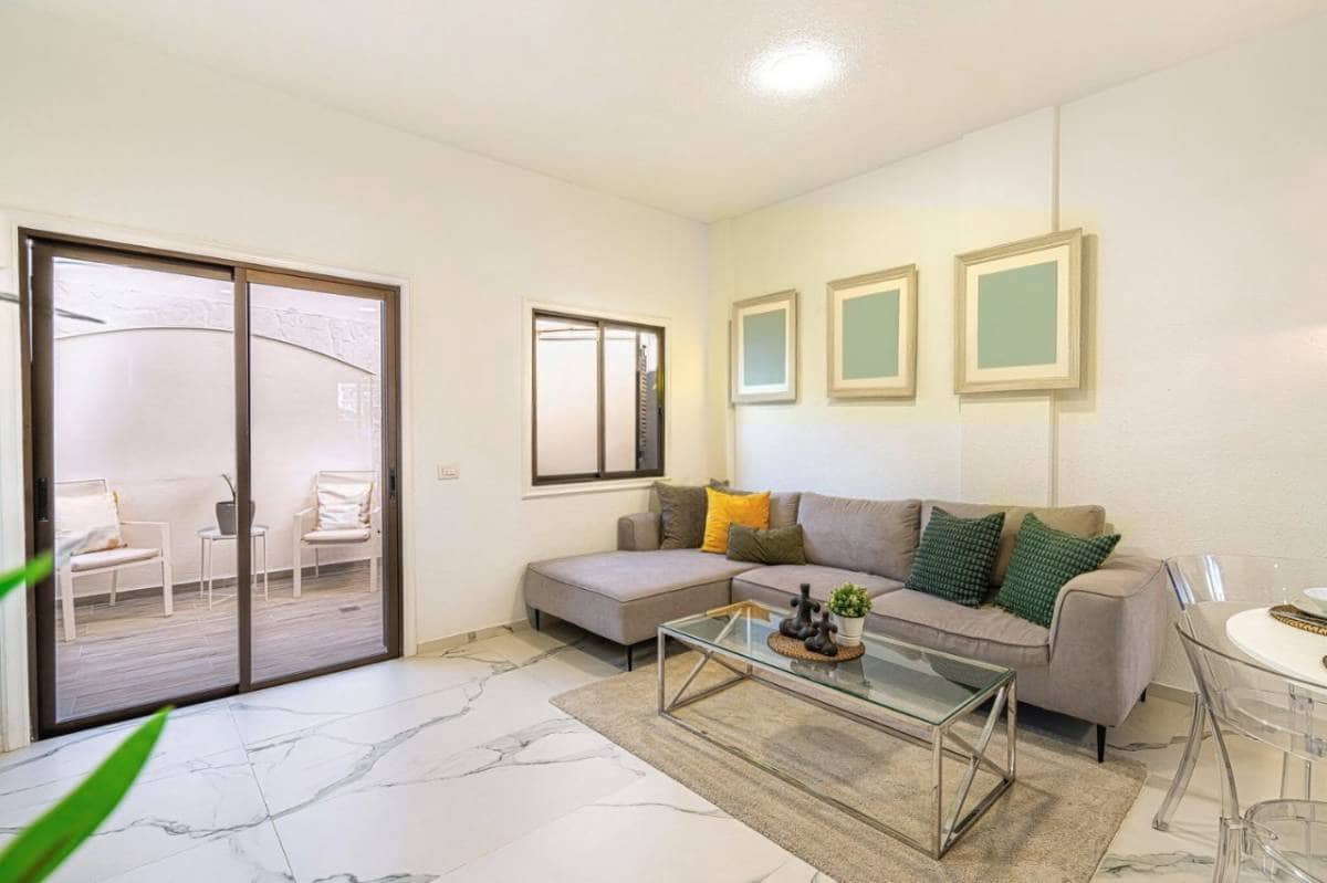 2 slaapkamer Villa te koop in Chayofa - € 389.000 (Ref: 8814833)