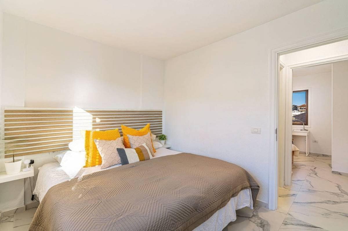 2 slaapkamer Villa te koop in Chayofa - € 389.000 (Ref: 8814833)